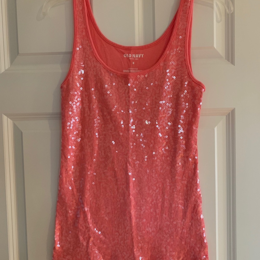 Sequin tank